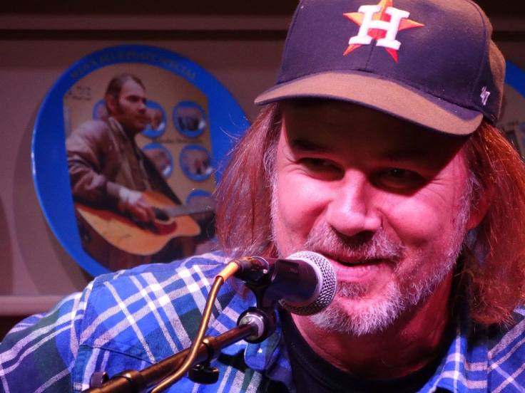 randy moore photo blue plate 3